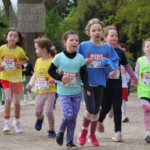 25.04.2026 - Das Zehntel Zöllner http://msf.ph/oto/9659071 25.04.2026 07:49:05 Laufen 2687, 754, 2700, 3772, 1072 meine-sportfotos.de