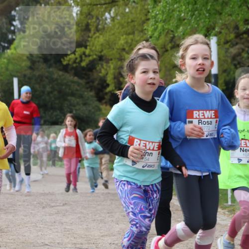 25.04.2026 - Das Zehntel Zöllner http://msf.ph/oto/9659101 25.04.2026 07:49:06 Laufen 2700, 54, 3772, 250, 1072 meine-sportfotos.de