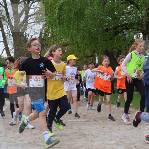 25.04.2026 - Das Zehntel Zöllner http://msf.ph/oto/9659111 25.04.2026 11:43:29 Laufen 10852, 12958, 11709, 11853, 12908, 1017 meine-sportfotos.de