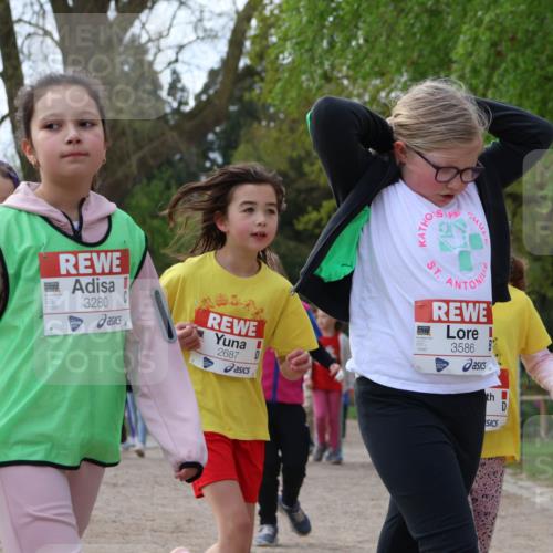 25.04.2026 - Das Zehntel Zöllner http://msf.ph/oto/9659137 25.04.2026 07:49:08 Laufen 3280, 3586, 2687, 2832 meine-sportfotos.de