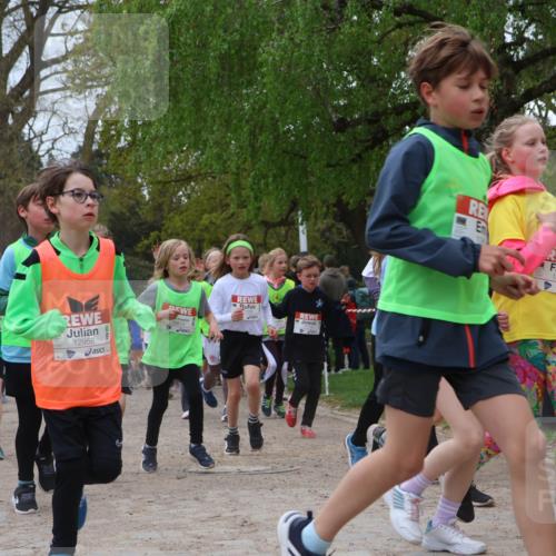 25.04.2026 - Das Zehntel Zöllner http://msf.ph/oto/9659162 25.04.2026 11:43:30 Laufen 12958, 10819, 1225, 12960 meine-sportfotos.de