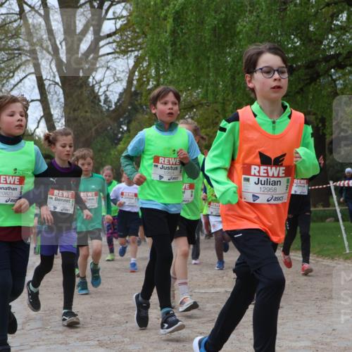 25.04.2026 - Das Zehntel Zöllner http://msf.ph/oto/9659171 25.04.2026 11:43:30 Laufen 11516, 10823, 10824, 12958 meine-sportfotos.de