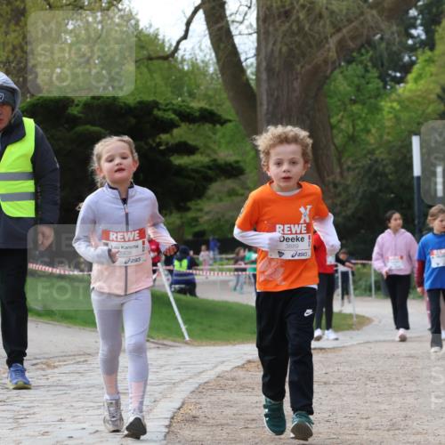 25.04.2026 - Das Zehntel Zöllner http://msf.ph/oto/9659380 25.04.2026 07:49:17 Laufen 3908, 3889, 1803 meine-sportfotos.de