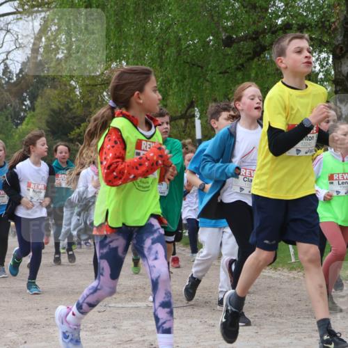 25.04.2026 - Das Zehntel Zöllner http://msf.ph/oto/9659381 25.04.2026 11:43:37 Laufen 11081, 115, 12240, 10802 meine-sportfotos.de
