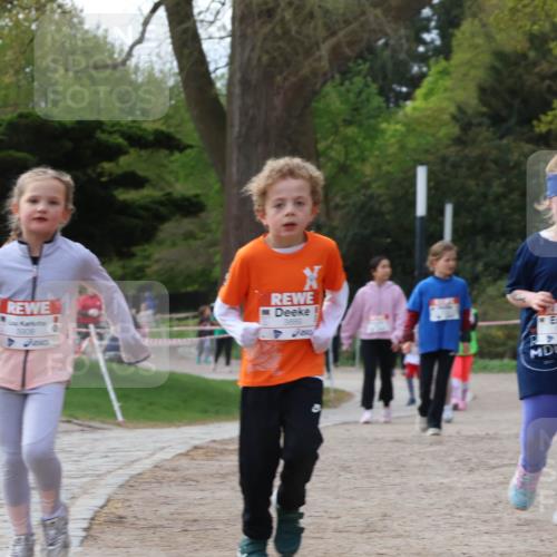 25.04.2026 - Das Zehntel Zöllner http://msf.ph/oto/9659395 25.04.2026 07:49:18 Laufen 3908, 3889 meine-sportfotos.de