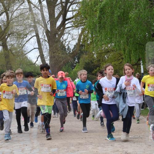 25.04.2026 - Das Zehntel Zöllner http://msf.ph/oto/9659402 25.04.2026 11:43:38 Laufen 11081, 11076, 10688 meine-sportfotos.de