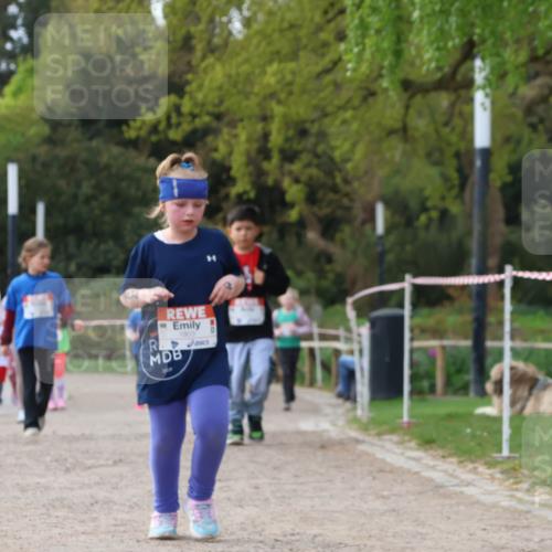 25.04.2026 - Das Zehntel Zöllner http://msf.ph/oto/9659407 25.04.2026 07:49:18 Laufen 3889, 1800 meine-sportfotos.de