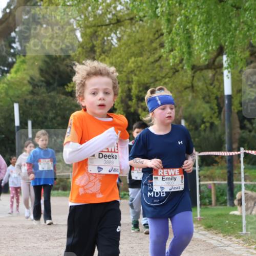 25.04.2026 - Das Zehntel Zöllner http://msf.ph/oto/9659434 25.04.2026 07:49:19 Laufen 3908, 3889, 2019, 1803 meine-sportfotos.de