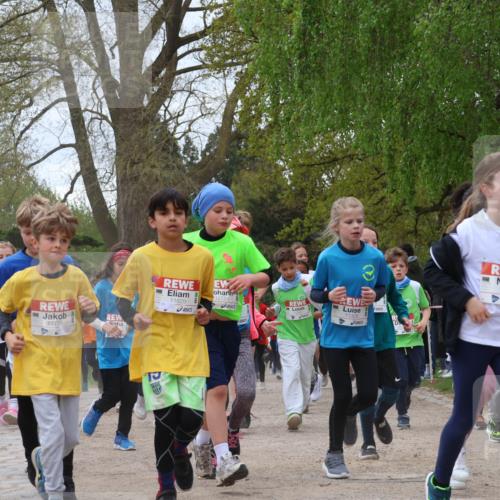 25.04.2026 - Das Zehntel Zöllner http://msf.ph/oto/9659435 25.04.2026 11:43:39 Laufen 10533, 11778, 11829, 12724, 11329, 11081 meine-sportfotos.de