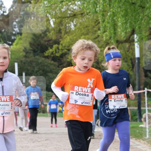 25.04.2026 - Das Zehntel Zöllner http://msf.ph/oto/9659437 25.04.2026 07:49:19 Laufen 3908, 3889, 1803, 2019 meine-sportfotos.de