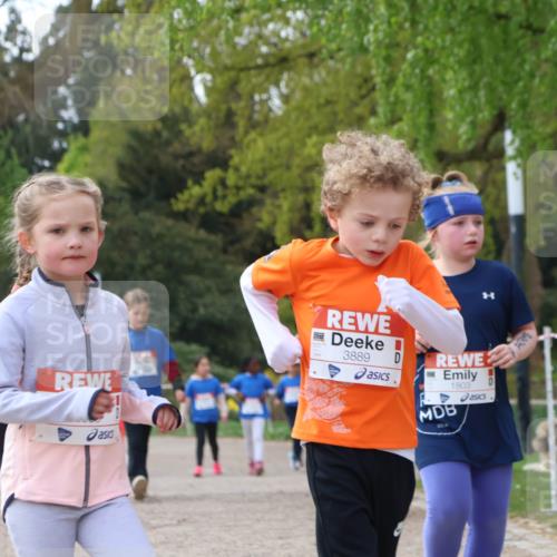 25.04.2026 - Das Zehntel Zöllner http://msf.ph/oto/9659443 25.04.2026 07:49:19 Laufen 3889, 1803, 20, 9 meine-sportfotos.de