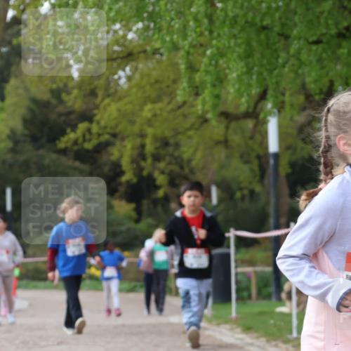 25.04.2026 - Das Zehntel Zöllner http://msf.ph/oto/9659467 25.04.2026 07:49:20 Laufen 3908 meine-sportfotos.de