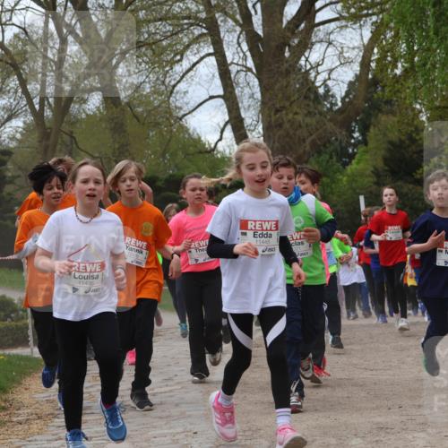 25.04.2026 - Das Zehntel Zöllner http://msf.ph/oto/9659495 25.04.2026 11:43:41 Laufen 11436, 12450, 10095, 11445, 221 meine-sportfotos.de