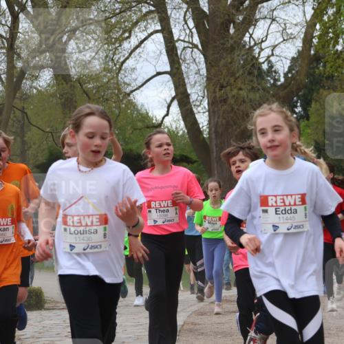 25.04.2026 - Das Zehntel Zöllner http://msf.ph/oto/9659513 25.04.2026 11:43:42 Laufen 12460, 11436, 10098, 11445, 11310 meine-sportfotos.de