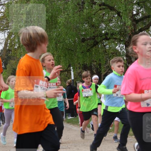25.04.2026 - Das Zehntel Zöllner http://msf.ph/oto/9659582 25.04.2026 11:43:44 Laufen 12460, 12435, 10098, 10593 meine-sportfotos.de