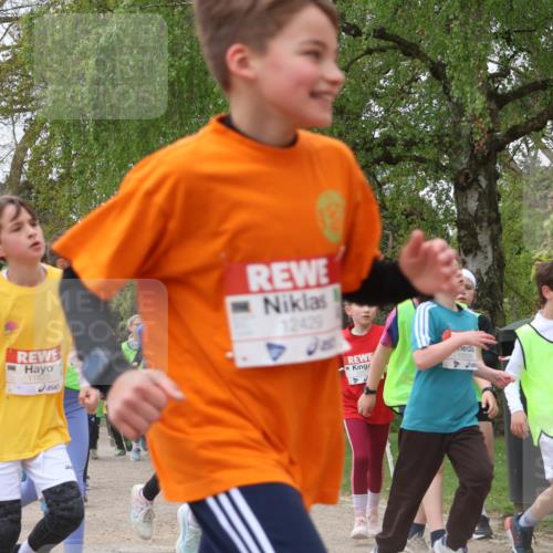 25.04.2026 - Das Zehntel Zöllner http://msf.ph/oto/9659621 25.04.2026 11:43:45 Laufen 11823, 11201, 12429 meine-sportfotos.de