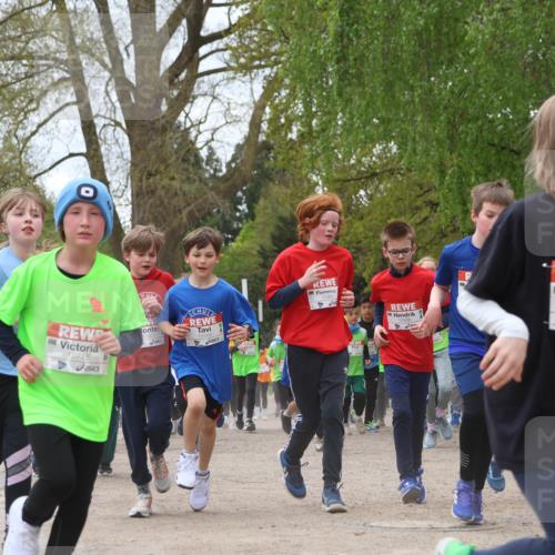 25.04.2026 - Das Zehntel Zöllner http://msf.ph/oto/9659663 25.04.2026 11:43:47 Laufen 12715, 10603, 11750, 11259 meine-sportfotos.de