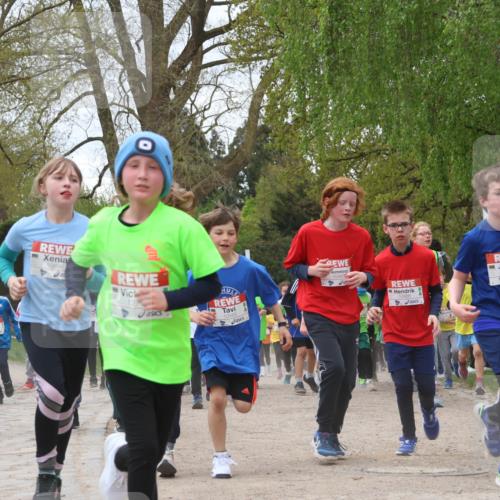 25.04.2026 - Das Zehntel Zöllner http://msf.ph/oto/9659672 25.04.2026 11:43:47 Laufen 10696, 12, 11348 meine-sportfotos.de