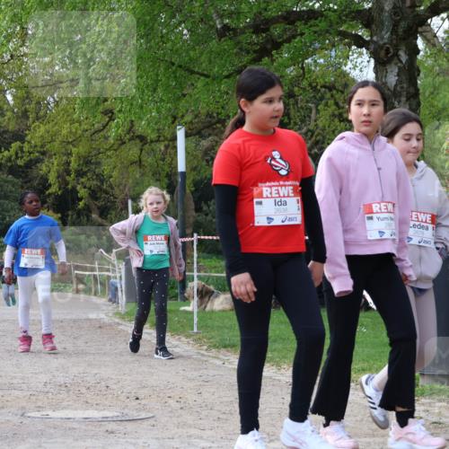 25.04.2026 - Das Zehntel Zöllner http://msf.ph/oto/9659701 25.04.2026 07:49:35 Laufen 1351, 2638, 2667, 2678 meine-sportfotos.de
