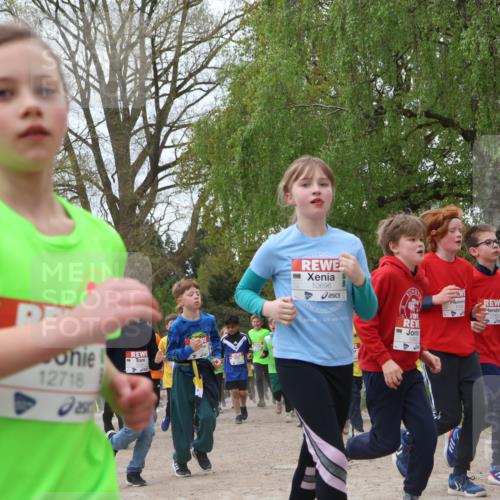 25.04.2026 - Das Zehntel Zöllner http://msf.ph/oto/9659723 25.04.2026 11:43:48 Laufen 12718, 4, 10696, 75, 10986 meine-sportfotos.de