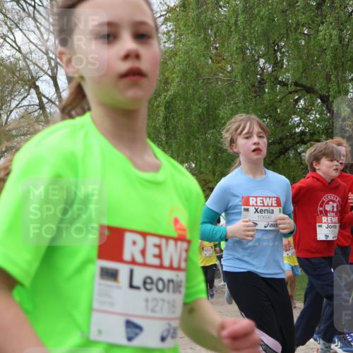 25.04.2026 - Das Zehntel Zöllner http://msf.ph/oto/9659729 25.04.2026 11:43:48 Laufen 10696, 12718, 75, 1060 meine-sportfotos.de