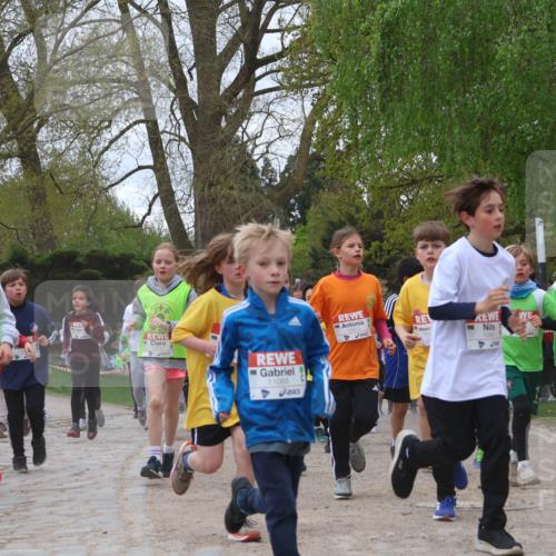 25.04.2026 - Das Zehntel Zöllner http://msf.ph/oto/9659771 25.04.2026 11:43:50 Laufen 11068, 12413 meine-sportfotos.de