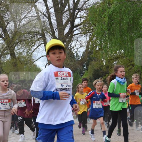 25.04.2026 - Das Zehntel Zöllner http://msf.ph/oto/9659876 25.04.2026 11:43:53 Laufen 10306, 12903, 10 meine-sportfotos.de