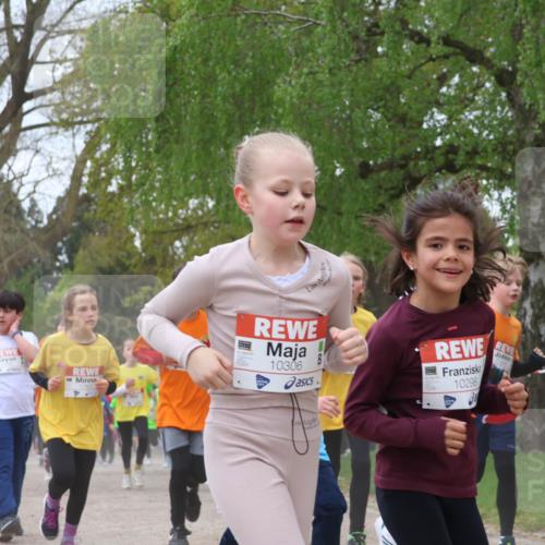 25.04.2026 - Das Zehntel Zöllner http://msf.ph/oto/9659918 25.04.2026 11:43:55 Laufen 4, 10306, 10298 meine-sportfotos.de