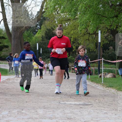25.04.2026 - Das Zehntel Zöllner http://msf.ph/oto/9659992 25.04.2026 07:49:50 Laufen 40 meine-sportfotos.de