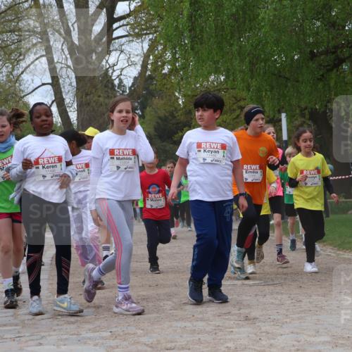 25.04.2026 - Das Zehntel Zöllner http://msf.ph/oto/9659999 25.04.2026 11:43:57 Laufen 12182, 11499, 11504, 11486, 12466 meine-sportfotos.de