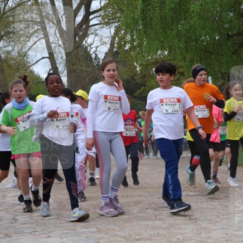 25.04.2026 - Das Zehntel Zöllner http://msf.ph/oto/9660005 25.04.2026 11:43:57 Laufen 12182, 11499, 11504, 11486 meine-sportfotos.de