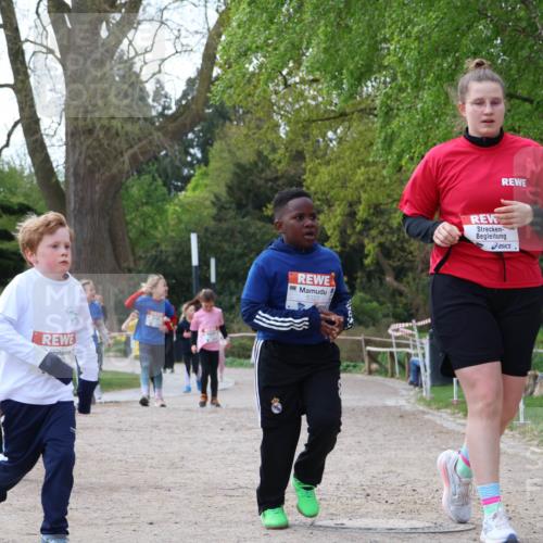 25.04.2026 - Das Zehntel Zöllner http://msf.ph/oto/9660034 25.04.2026 07:49:52 Laufen 5327 meine-sportfotos.de