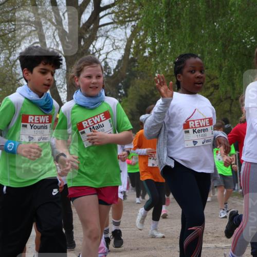 25.04.2026 - Das Zehntel Zöllner http://msf.ph/oto/9660041 25.04.2026 11:43:58 Laufen 12182, 11499, 11504 meine-sportfotos.de