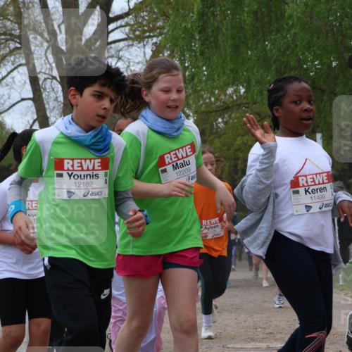 25.04.2026 - Das Zehntel Zöllner http://msf.ph/oto/9660053 25.04.2026 11:43:59 Laufen 12182, 12209, 11499, 11504 meine-sportfotos.de