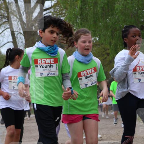 25.04.2026 - Das Zehntel Zöllner http://msf.ph/oto/9660059 25.04.2026 11:43:59 Laufen 11, 12182, 12209, 11499 meine-sportfotos.de