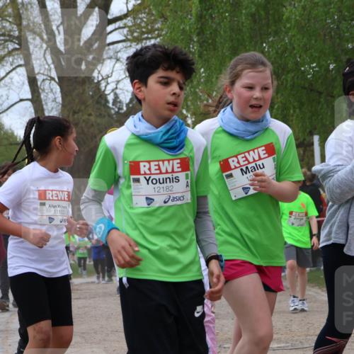 25.04.2026 - Das Zehntel Zöllner http://msf.ph/oto/9660065 25.04.2026 11:43:59 Laufen 11102, 12182, 12200, 101, 11499, 10623 meine-sportfotos.de