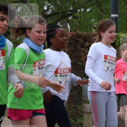 25.04.2026 - Das Zehntel Zöllner http://msf.ph/oto/9660074 25.04.2026 11:43:59 Laufen 12182, 12209, 11499, 11504, 10099 meine-sportfotos.de