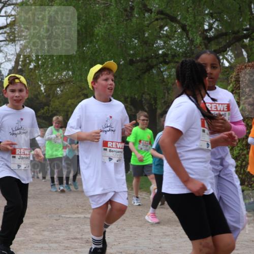 25.04.2026 - Das Zehntel Zöllner http://msf.ph/oto/9660101 25.04.2026 11:44:00 Laufen 12922, 12915 meine-sportfotos.de