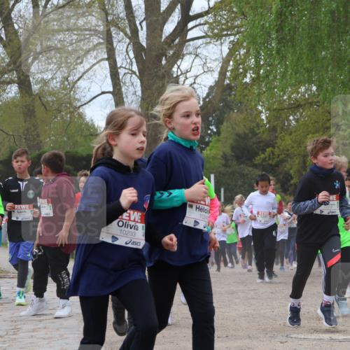 25.04.2026 - Das Zehntel Zöllner http://msf.ph/oto/9660137 25.04.2026 11:44:01 Laufen 11717, 1024, 12732, 10233, 89 meine-sportfotos.de