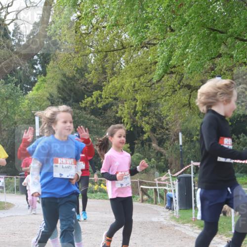 25.04.2026 - Das Zehntel Zöllner http://msf.ph/oto/9660190 25.04.2026 07:49:59 Laufen 2101 meine-sportfotos.de