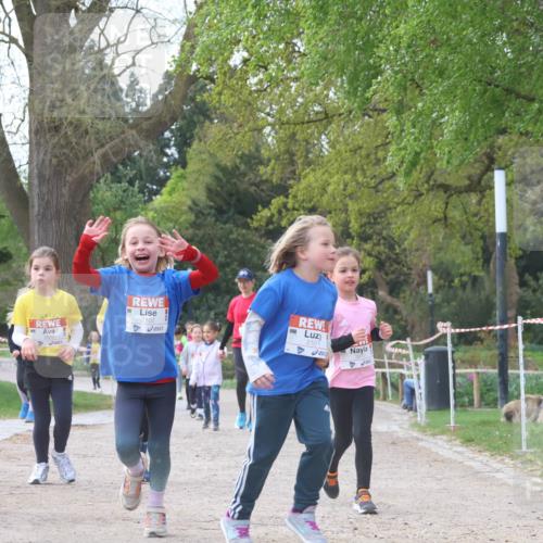 25.04.2026 - Das Zehntel Zöllner http://msf.ph/oto/9660202 25.04.2026 07:49:59 Laufen 2102, 2101 meine-sportfotos.de