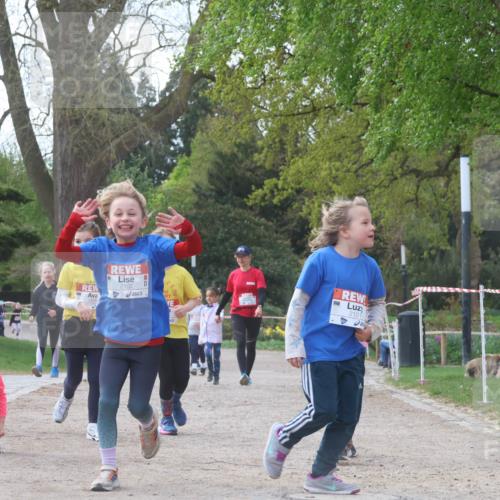 25.04.2026 - Das Zehntel Zöllner http://msf.ph/oto/9660208 25.04.2026 07:49:59 Laufen 2102, 2101 meine-sportfotos.de