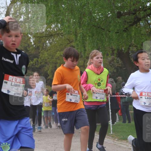25.04.2026 - Das Zehntel Zöllner http://msf.ph/oto/9660242 25.04.2026 11:44:05 Laufen 10146, 12398, 12013, 11071 meine-sportfotos.de