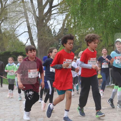 25.04.2026 - Das Zehntel Zöllner http://msf.ph/oto/9660278 25.04.2026 11:44:06 Laufen 11103, 11006, 105 meine-sportfotos.de