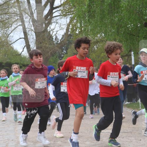 25.04.2026 - Das Zehntel Zöllner http://msf.ph/oto/9660284 25.04.2026 11:44:06 Laufen 4, 11103, 11005, 11006 meine-sportfotos.de