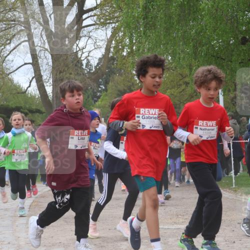 25.04.2026 - Das Zehntel Zöllner http://msf.ph/oto/9660290 25.04.2026 11:44:06 Laufen 11103, 11005, 11006 meine-sportfotos.de