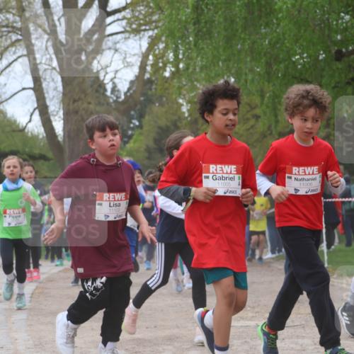 25.04.2026 - Das Zehntel Zöllner http://msf.ph/oto/9660293 25.04.2026 11:44:06 Laufen 11103, 11005, 11006 meine-sportfotos.de