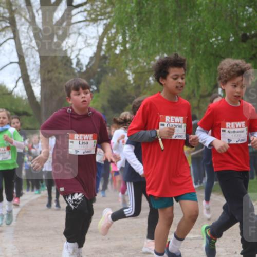 25.04.2026 - Das Zehntel Zöllner http://msf.ph/oto/9660296 25.04.2026 11:44:06 Laufen 11103, 005, 2503, 11006 meine-sportfotos.de