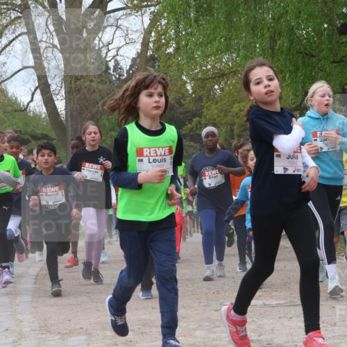 25.04.2026 - Das Zehntel Zöllner http://msf.ph/oto/9660428 25.04.2026 11:44:10 Laufen 11634, 10822, 10242, 19586, 12288 meine-sportfotos.de