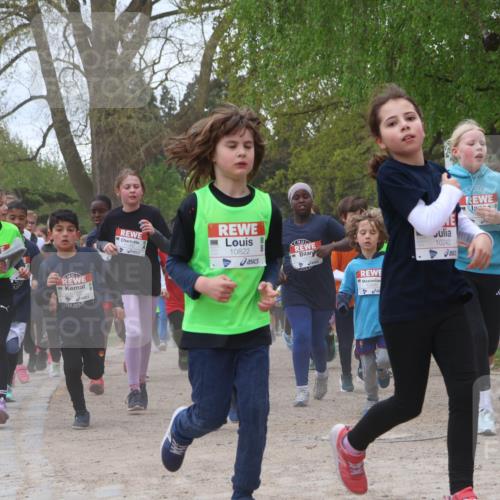 25.04.2026 - Das Zehntel Zöllner http://msf.ph/oto/9660431 25.04.2026 11:44:10 Laufen 11762, 10822, 10242, 10589, 12288 meine-sportfotos.de